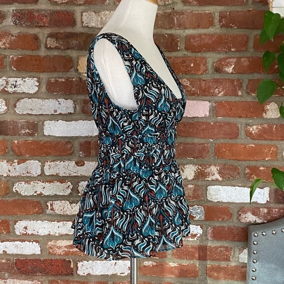 Walter Baker Will Smocked Peplum Top Size Small NWT - Picture 4 of 11